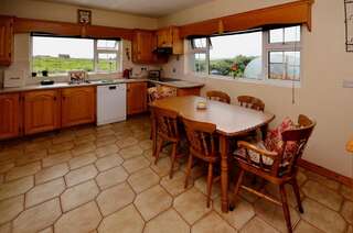 Дома для отпуска Cottage 183 – Ballyconneely Callow Дом с 4 спальнями-9